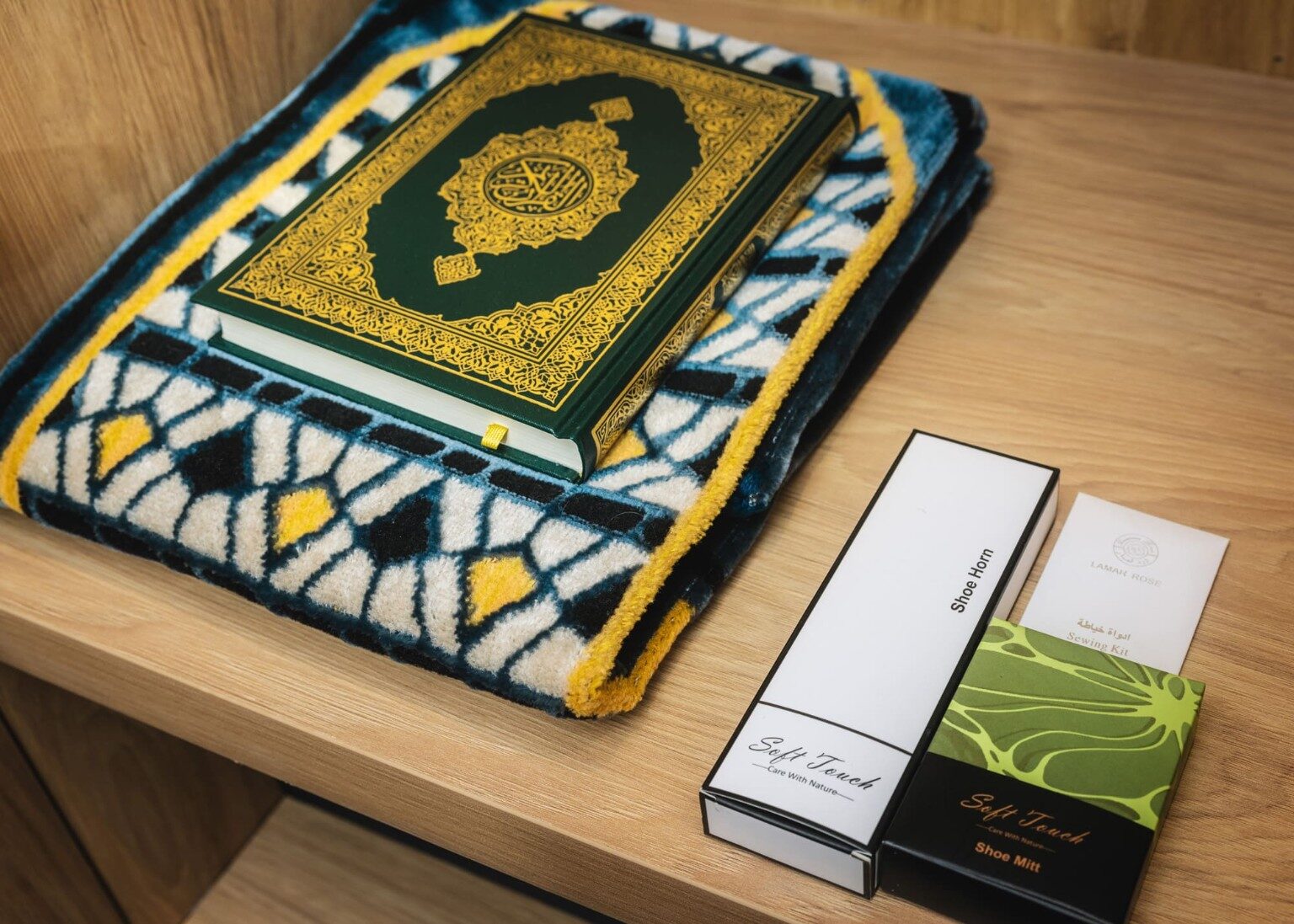 Kit spirituel disponible dans une chambre de l’As’Saafa Golden Hotel